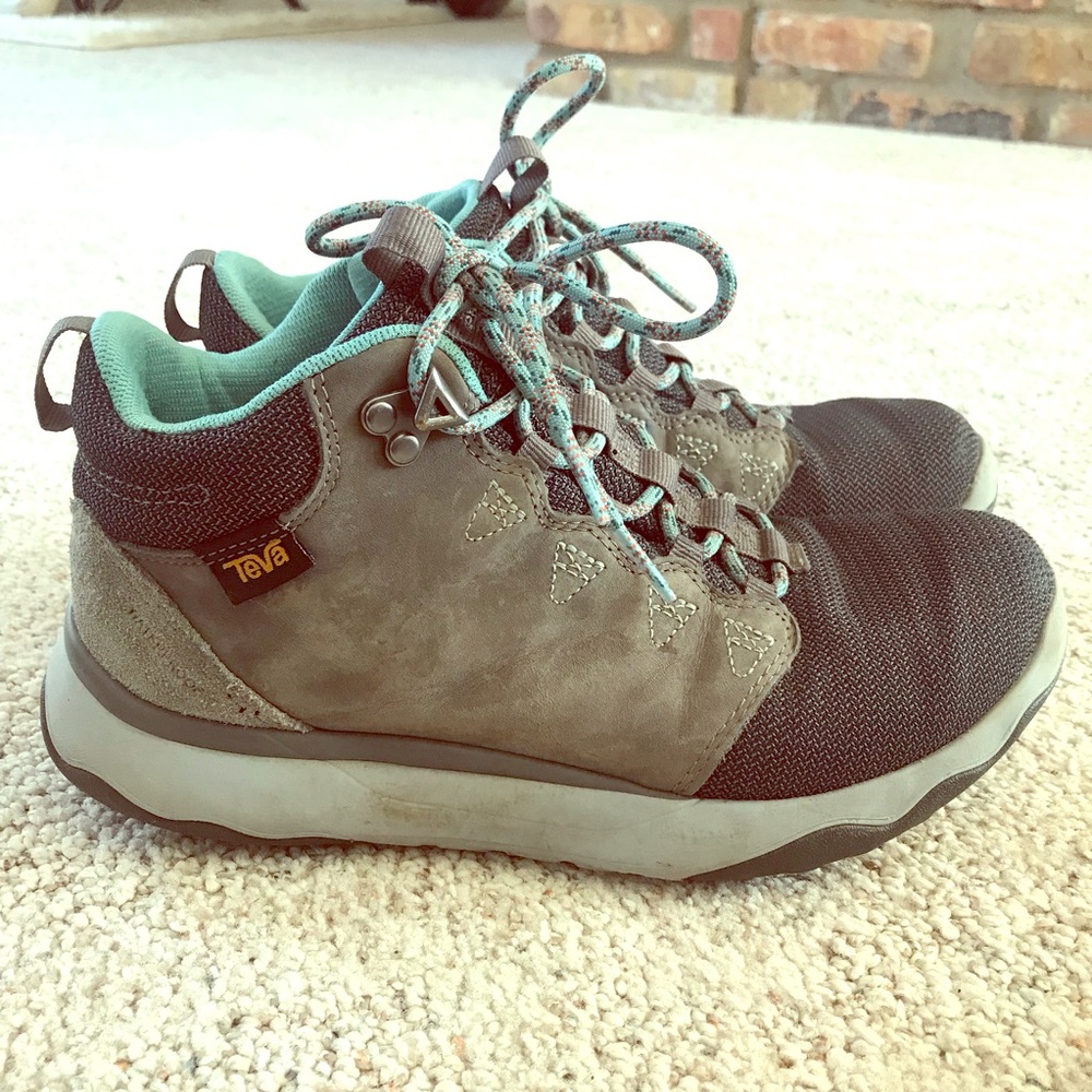 Women’s Teva Arrowood Mid Waterproof Hikers